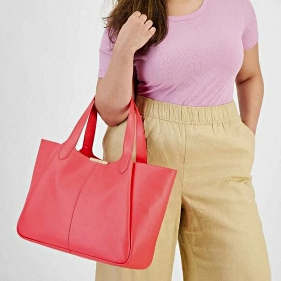 On 34th Azriell Extra-Large Tote Peony Coral, Created for Macy's (MSRP $130) - Picture 2 of 10